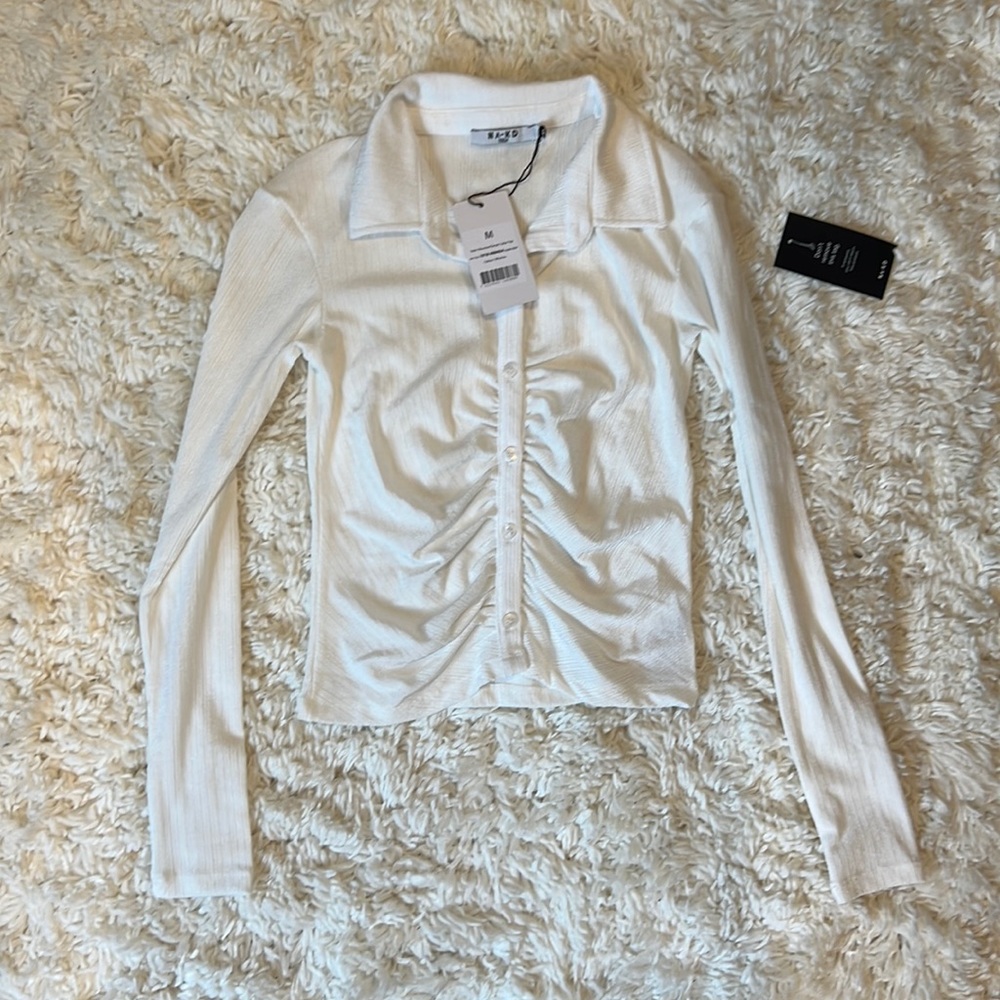 Rouched Detail Collar Top in off white